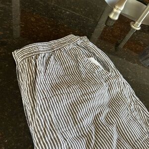 Old Navy grey and White Striped Wide Leg Pants
